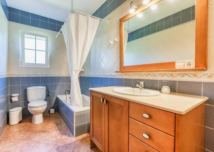 Villa Arenal By Es Mercadal