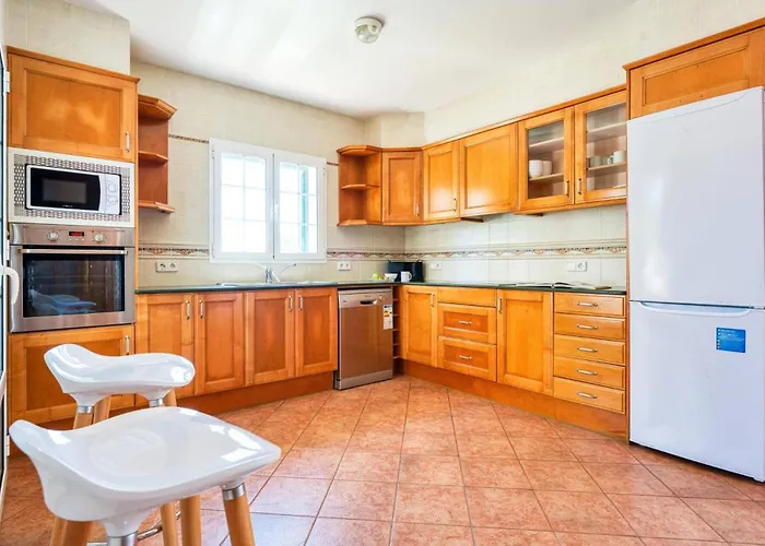 Villa Arenal By Es Mercadal